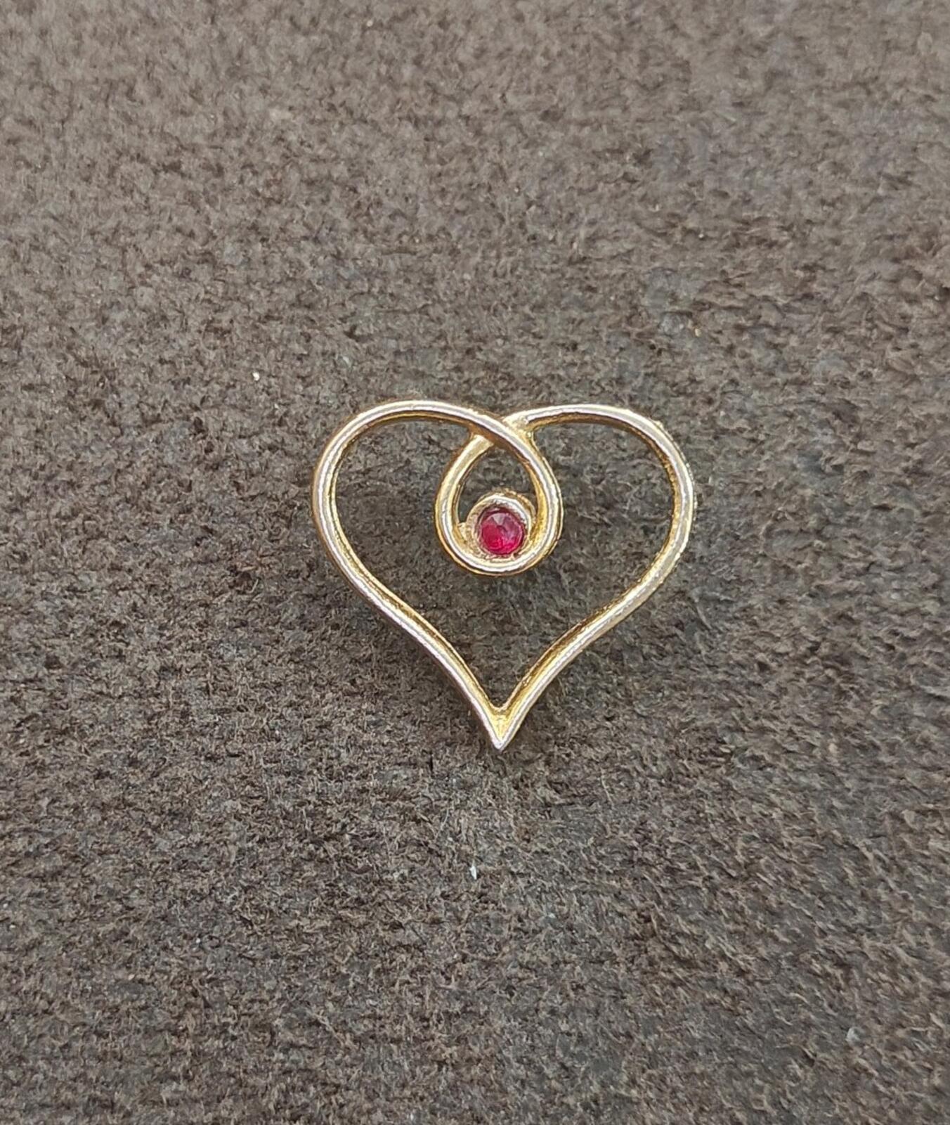 1980s Gold Tone Heart With Small Red Gemstone In Center Pin