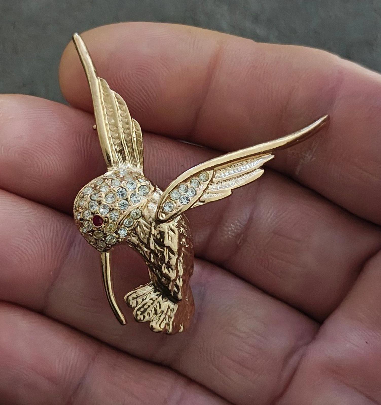 80's Gold Tone Hummingbird With Clear and Red Rhinestones