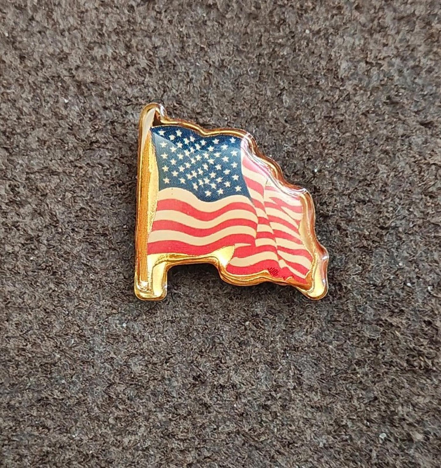 1980s Gold Tone Patriotic United States Old Glory Waving Flag Pin
