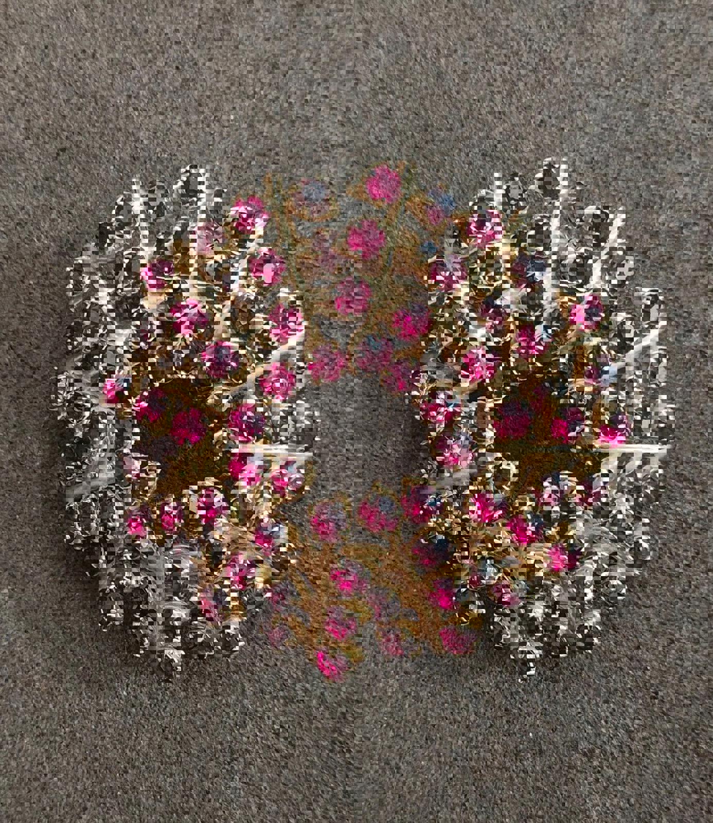 1970's Gorgeous Maroon Color Rhinestones Brooch Pin