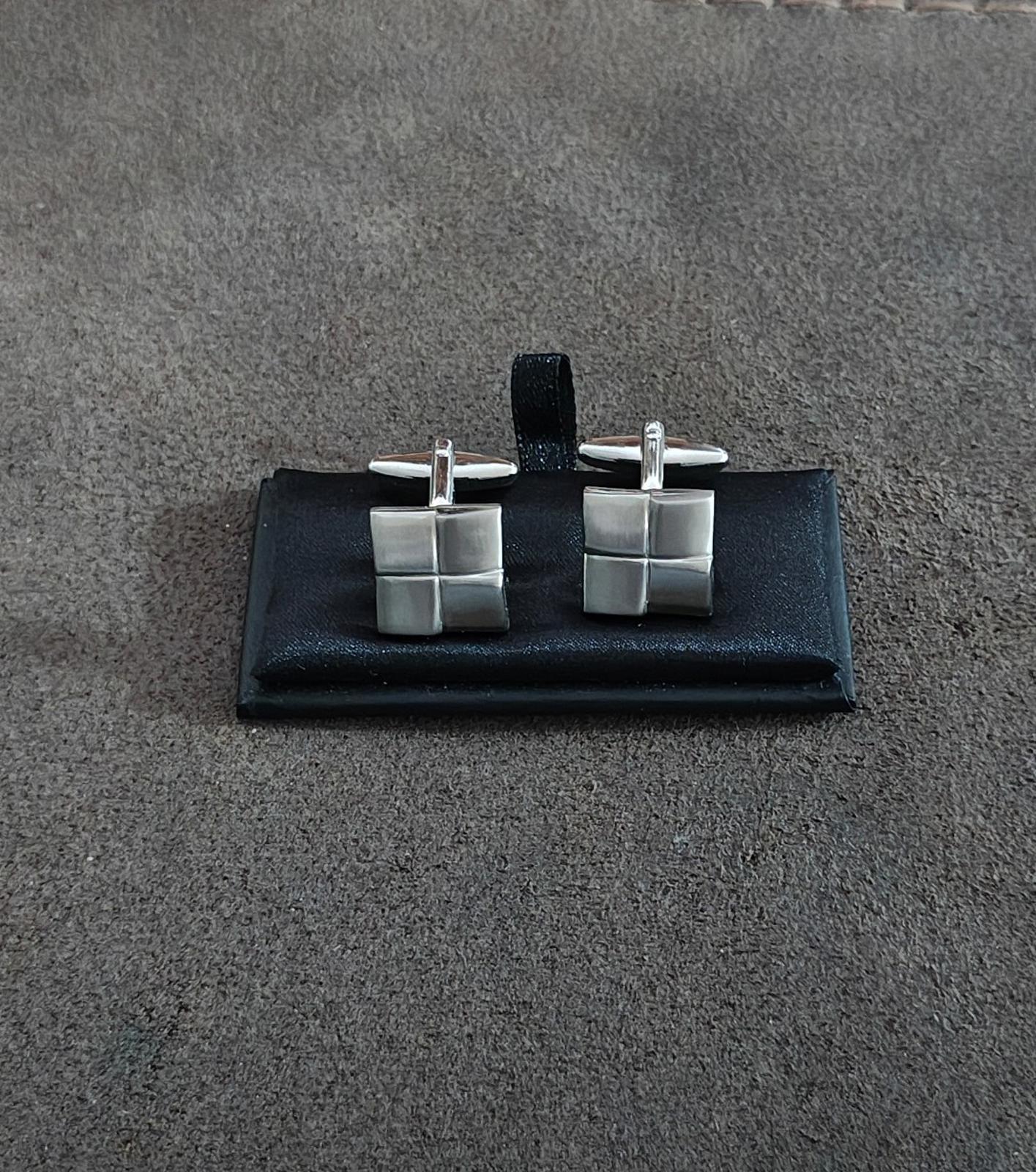Cylindrical Patterned Stainless Steel Brushed Cuff Links