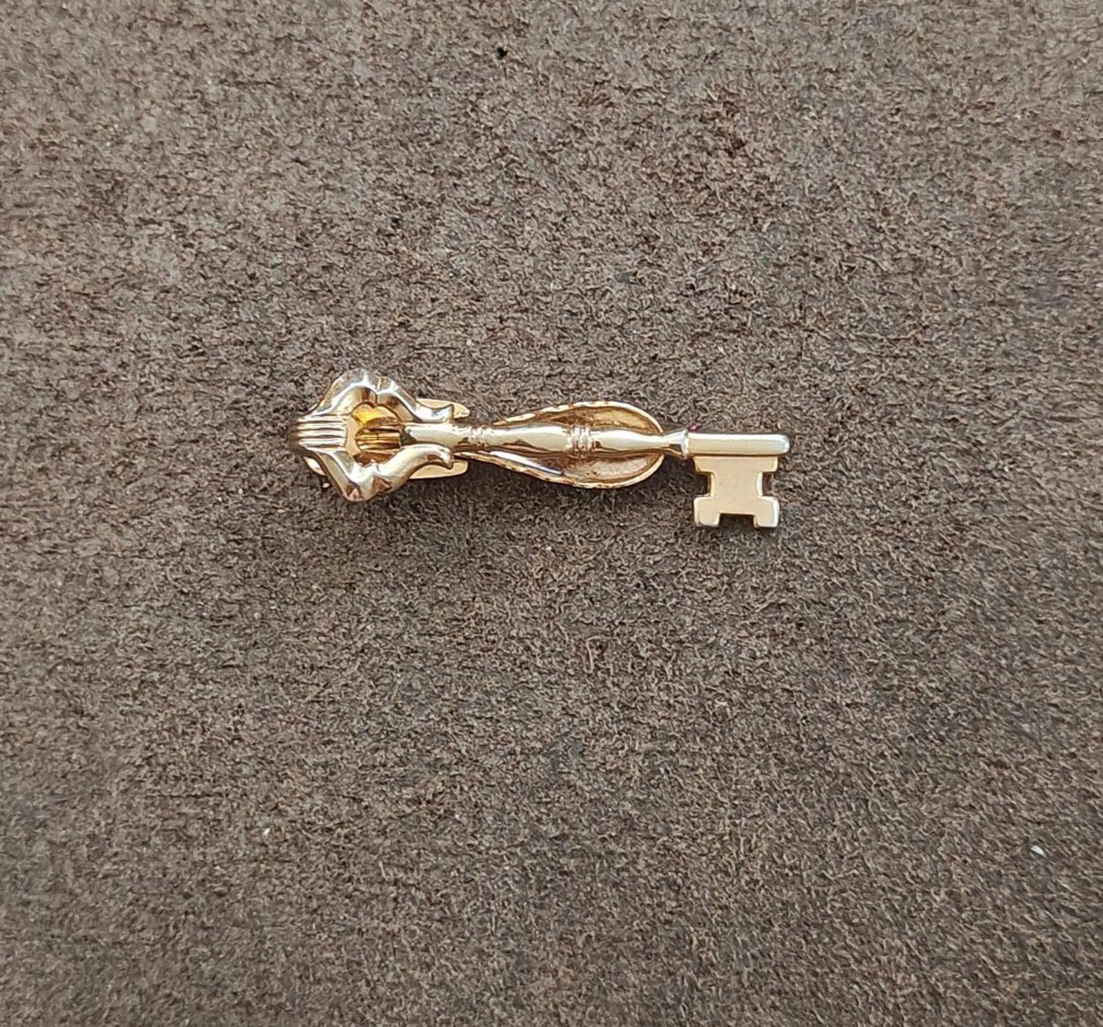 1950s Signed Hickok USA Gold Tone Figural Skeleton Key Tie Clip