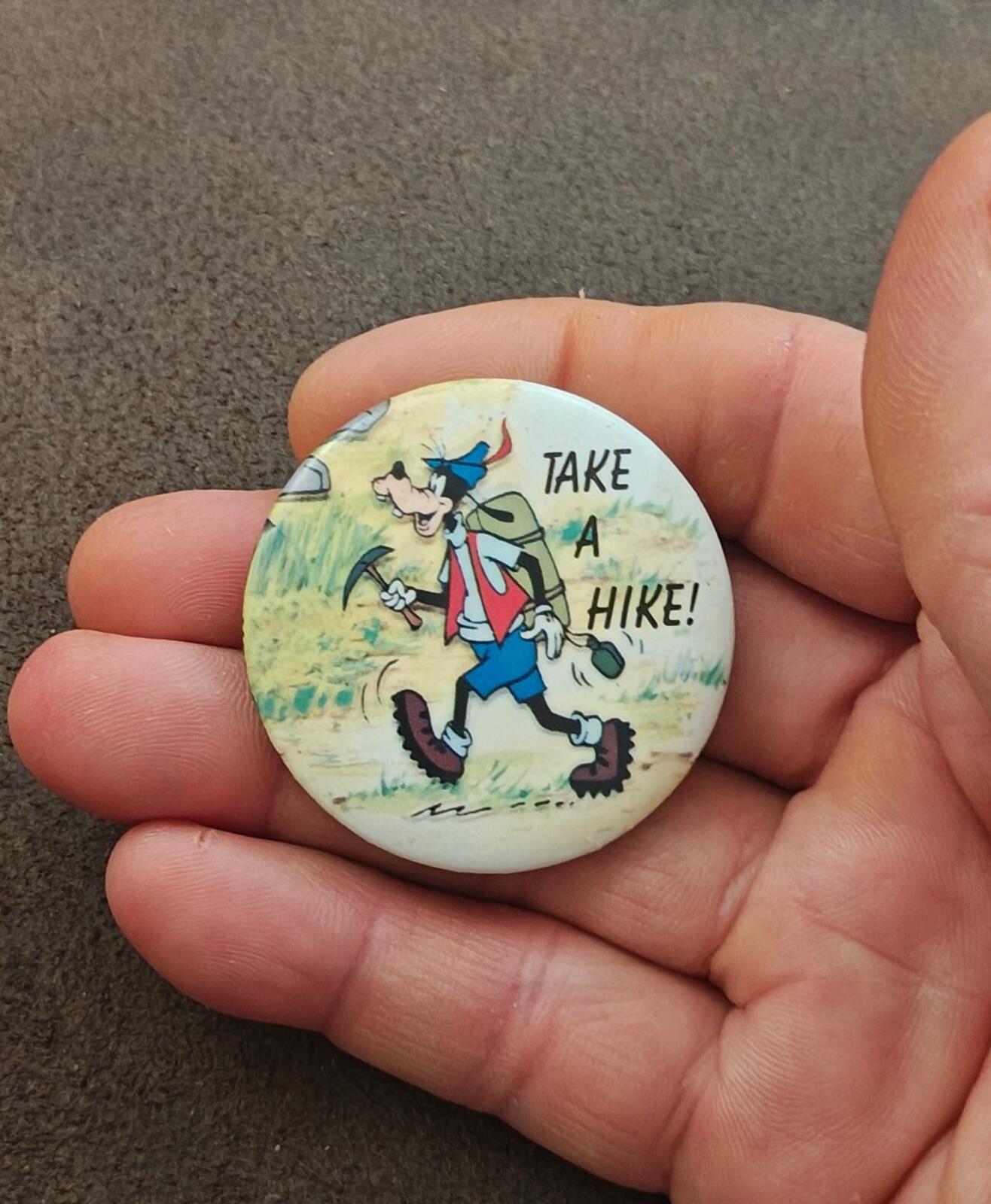 1987 Walt Disney "Take A Hike" Goofy Pinback/Pinbutton