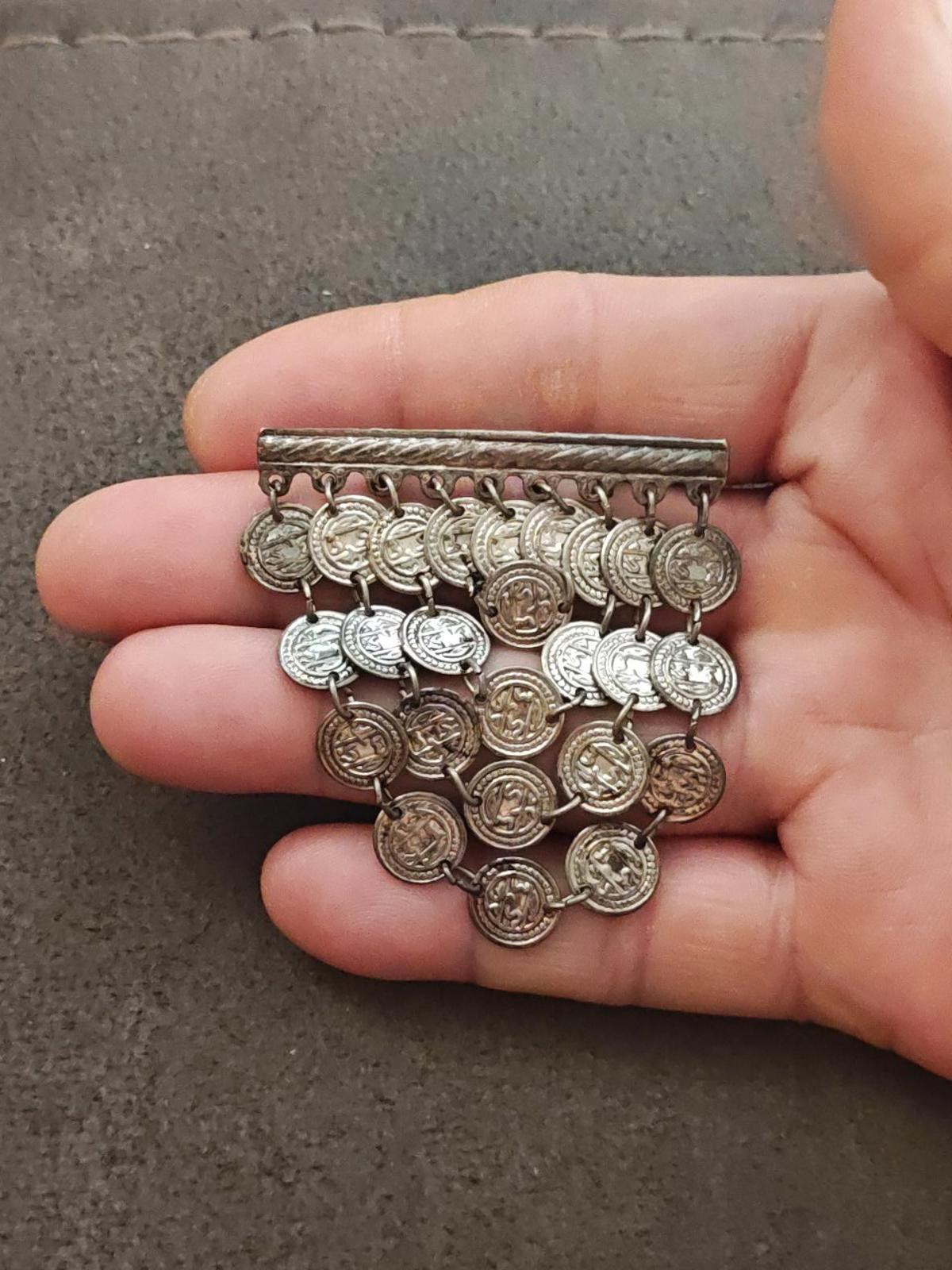 1950s/60s Silver Tone San Marino Coin Dangle Brooch