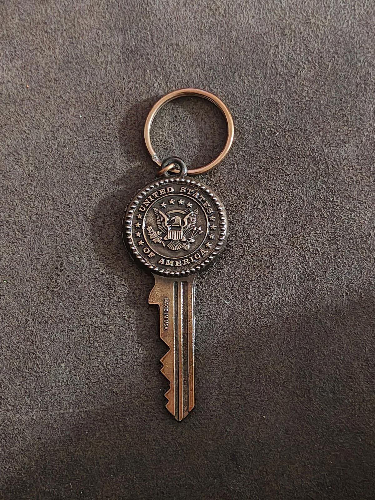 70s/80s Vintage USA US Capital Washington DC Travel Souvenir Keychain