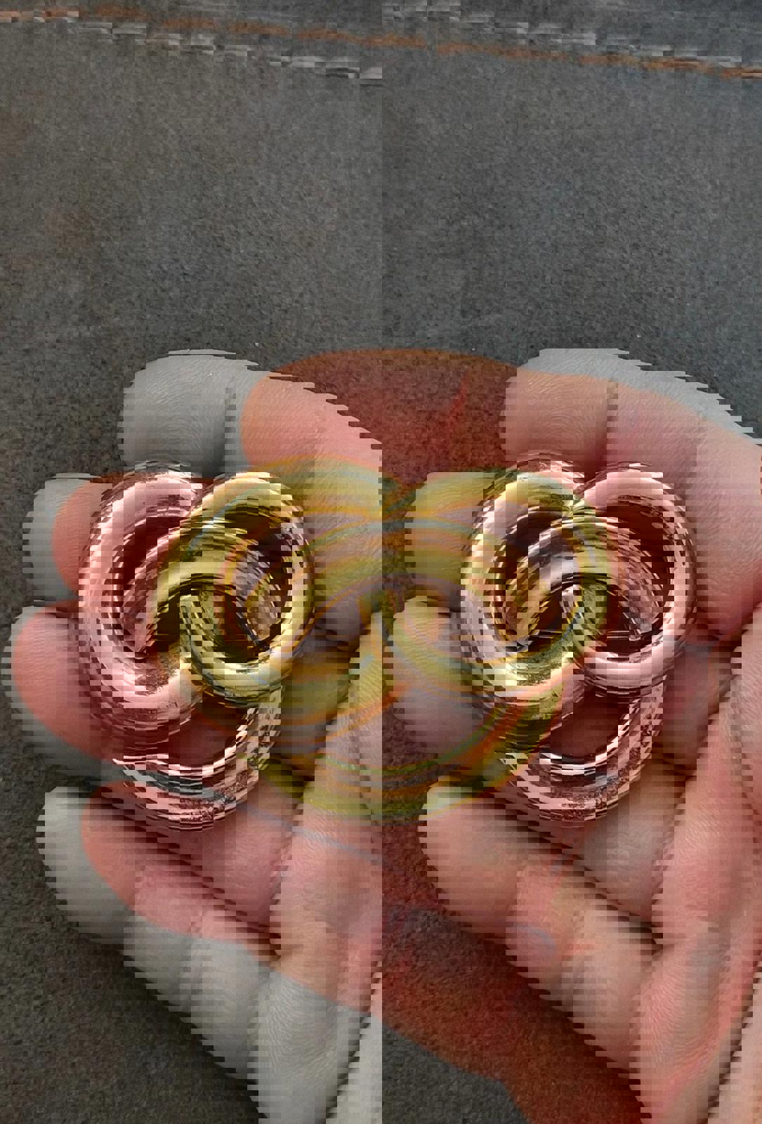 1980's Three Intertwined Circles Monet Gold Tone Pin Brooch