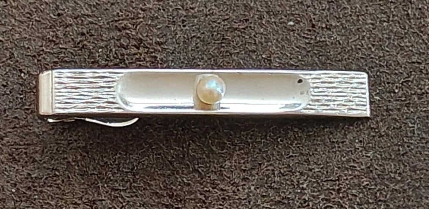 1960s Swank Silver Tone Textured With Centered Pearl