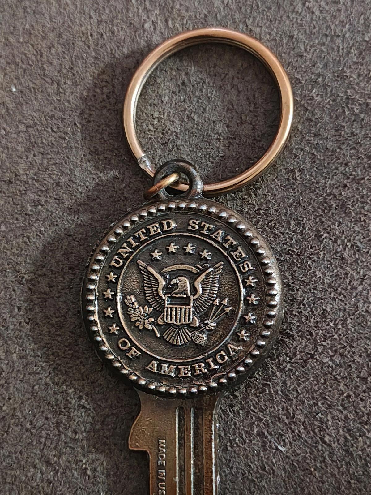 70s/80s Vintage USA US Capital Washington DC Travel Souvenir Keychain