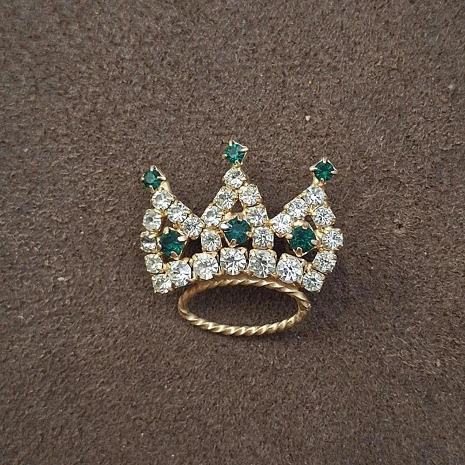 Crown tiara rhinestone brooch with green top stones and clear sparkle rhinestones