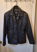 Women's Wilson's Maxima black leather jacket with notched lapels and button front