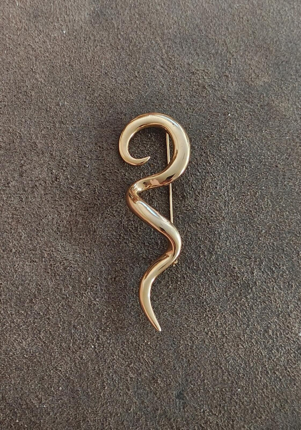 1980s Abstract Corkscrew Swirl Brooch