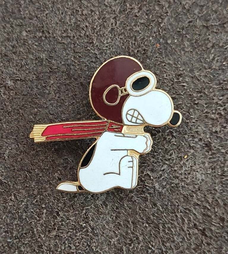 1970s Peanuts Snoopy "WWI Flying Ace" Gold Tone Enamel Pin.