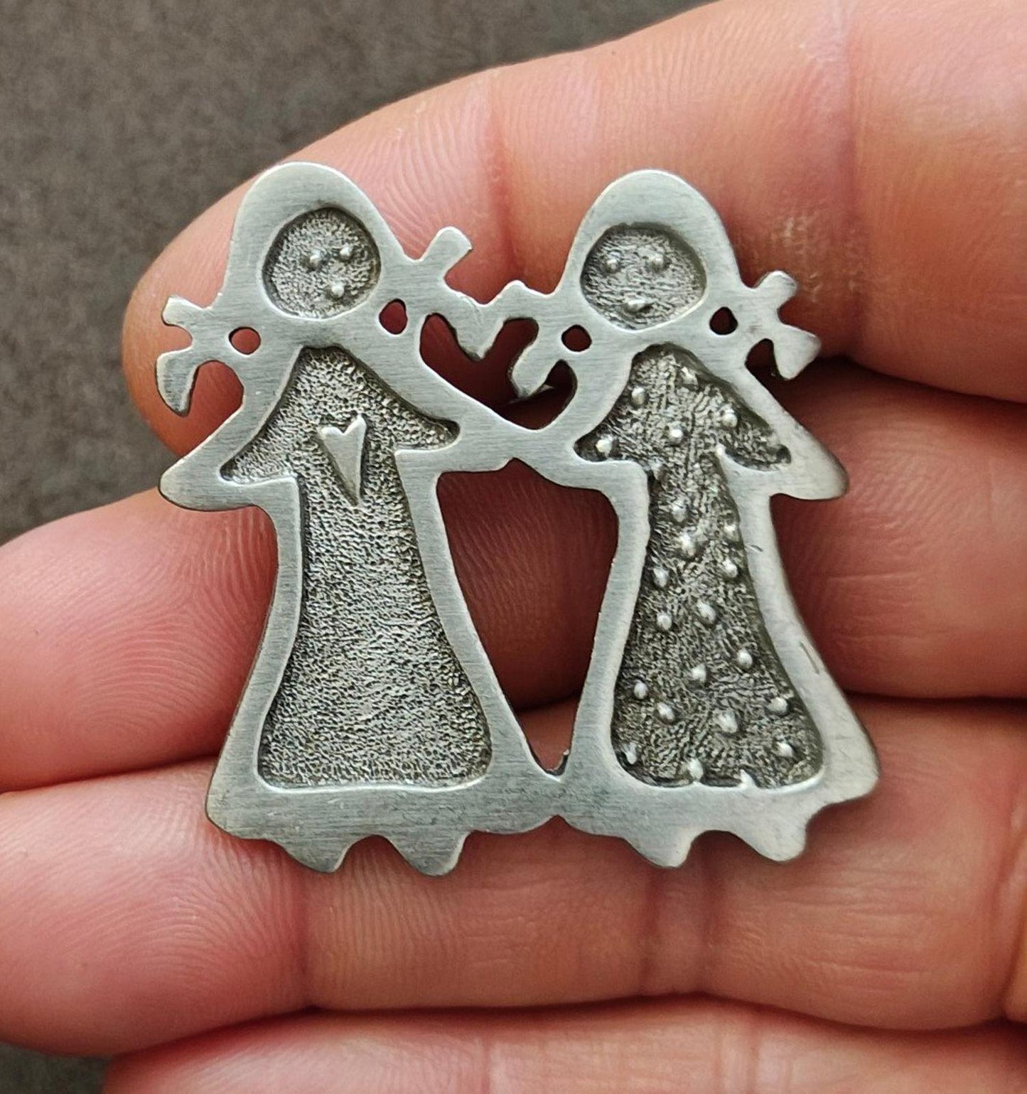 1990s Cynthia Webb "Kindred Spirits" Two Girls Holding Hands Pewter Pin