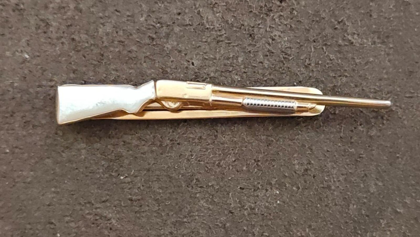 1950s Signed Gold Tone Mother of Pearl Swank Rifle/Shotgun Tie Bar/Tie Clip
