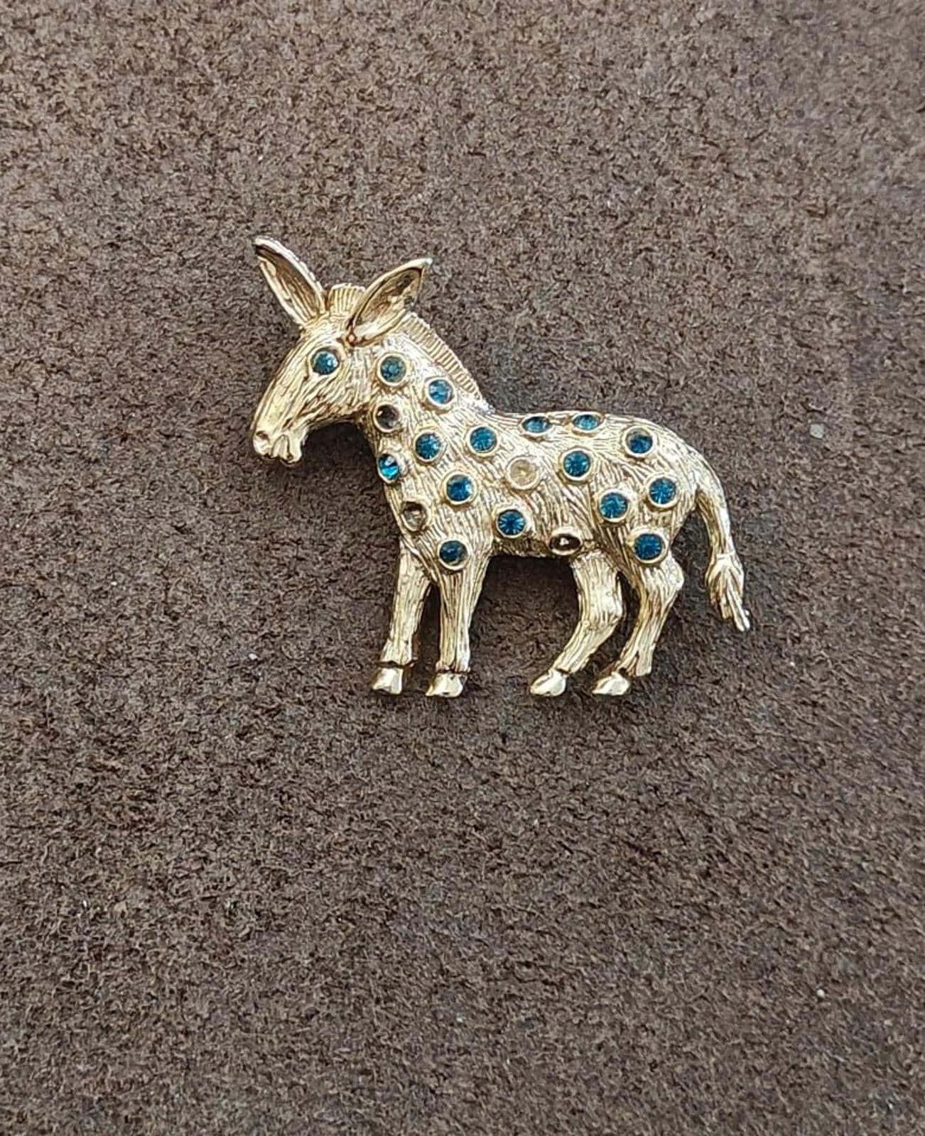 1950s/60s Vintage Dodds Donkey With Blue Rhinestones Gold Tone Brooch Pin