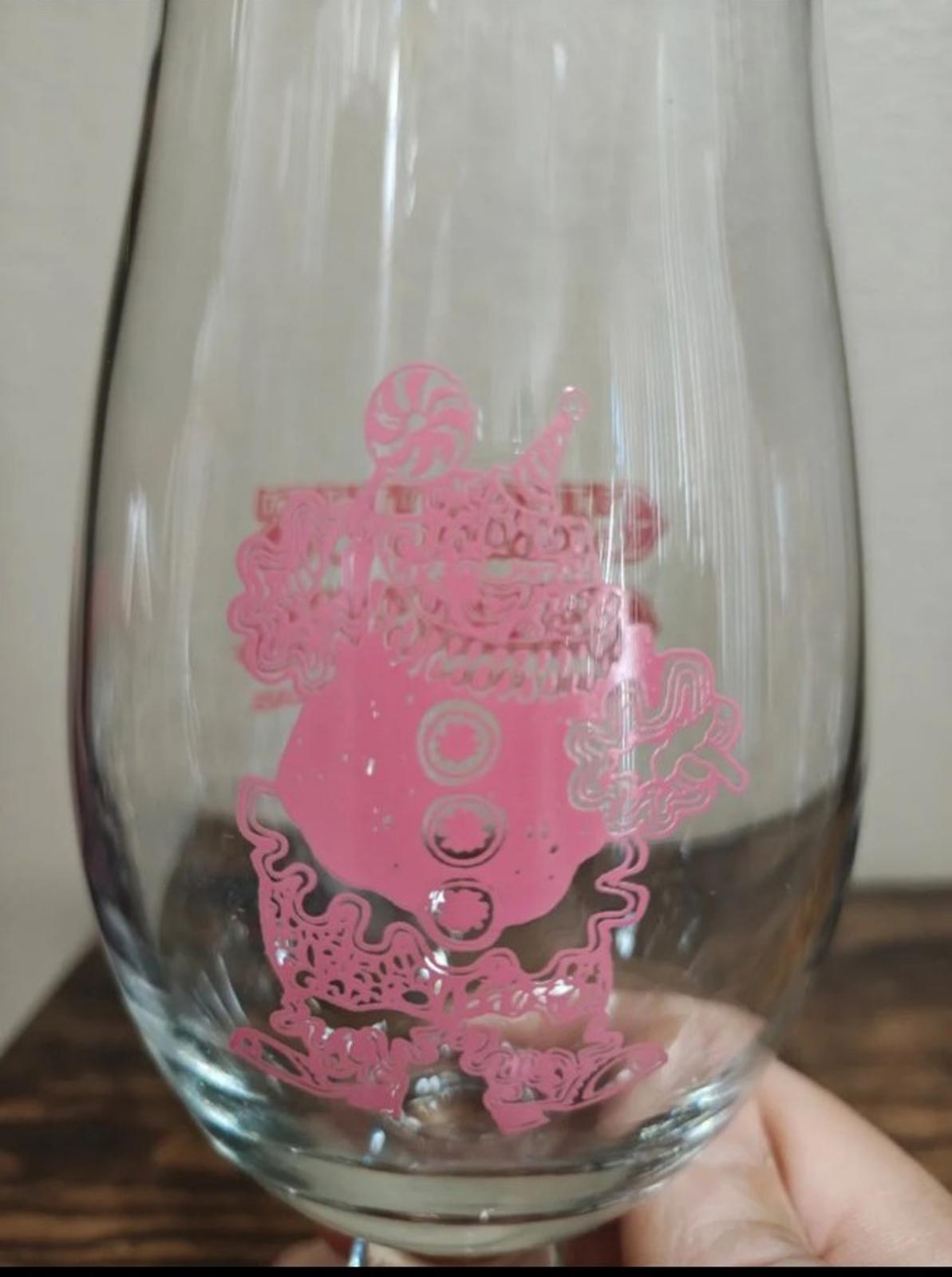 1990s Vintage Rare Circus Circus Hotel & Casino in Las Vegas Hurricane Glass.