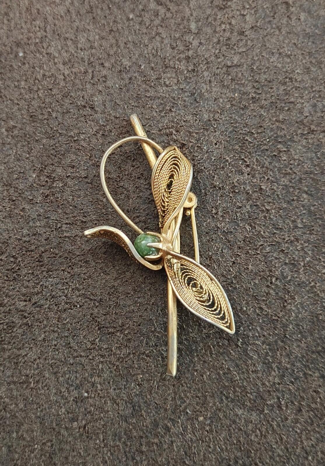 50s Gold Tone Cannetille Filigree Botanical Brooch With Small Green Small Stone
