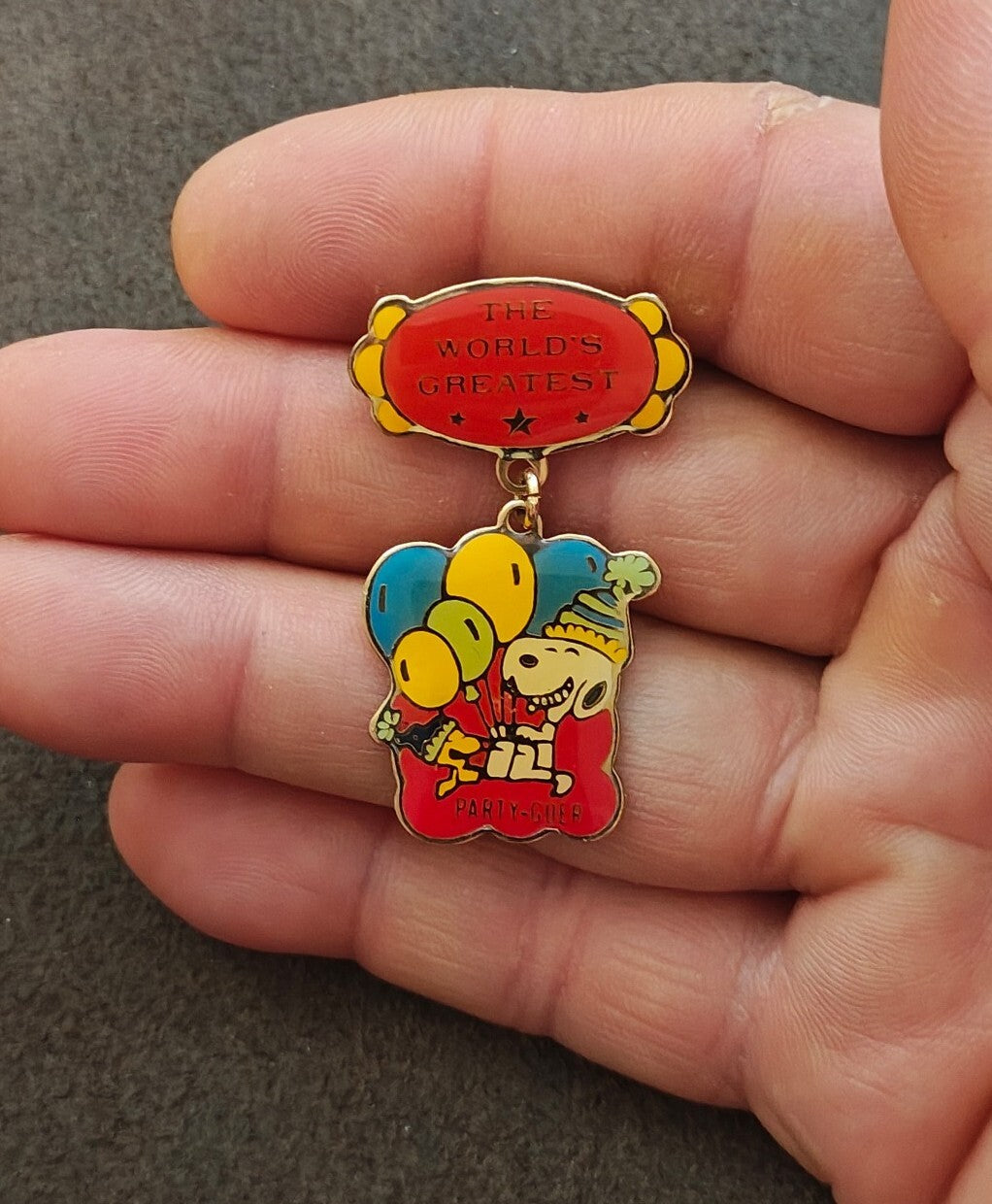 1970s/80s Peanuts Snoopy "World's Greatest Party-Goer" Award Dangle Pin