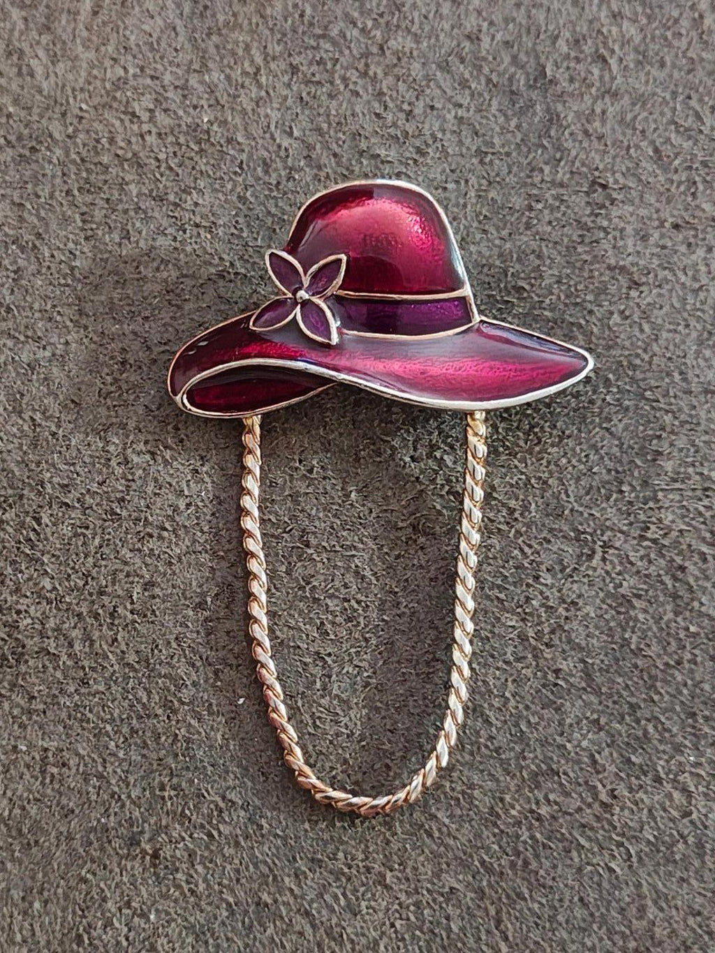 1990s Gold Tone Red Enamel Red Hat Society Hat Pin Brooch