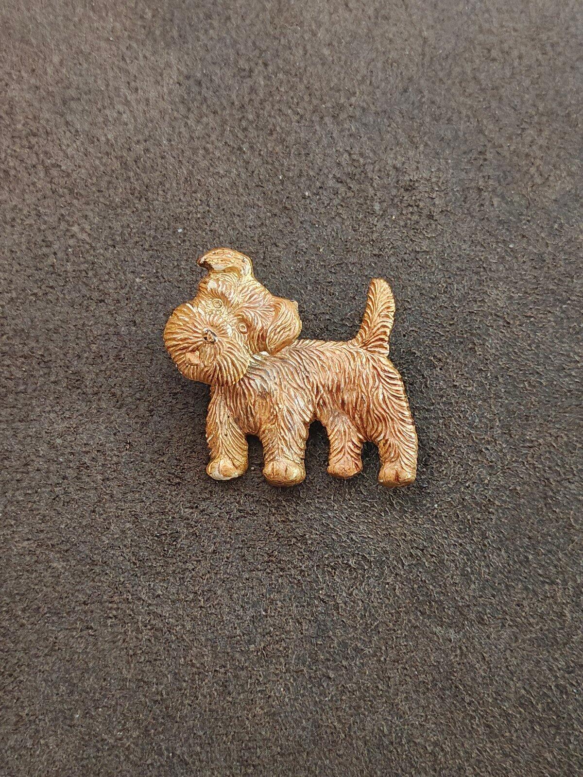 1940s/50s Articulated Head Molded Textured Terrier Brooch