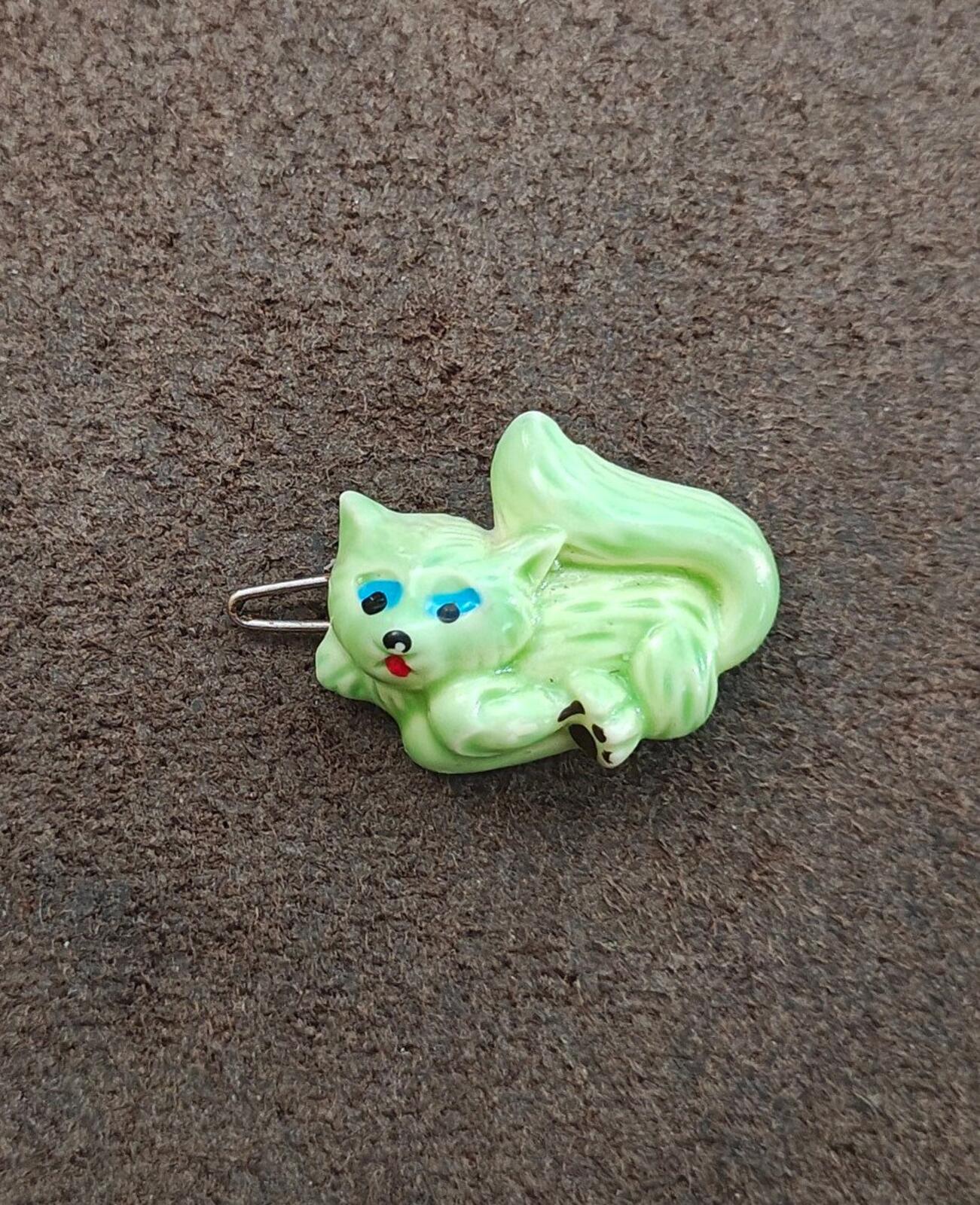 1980s Green Cat Hard Plastic Barrette In Great