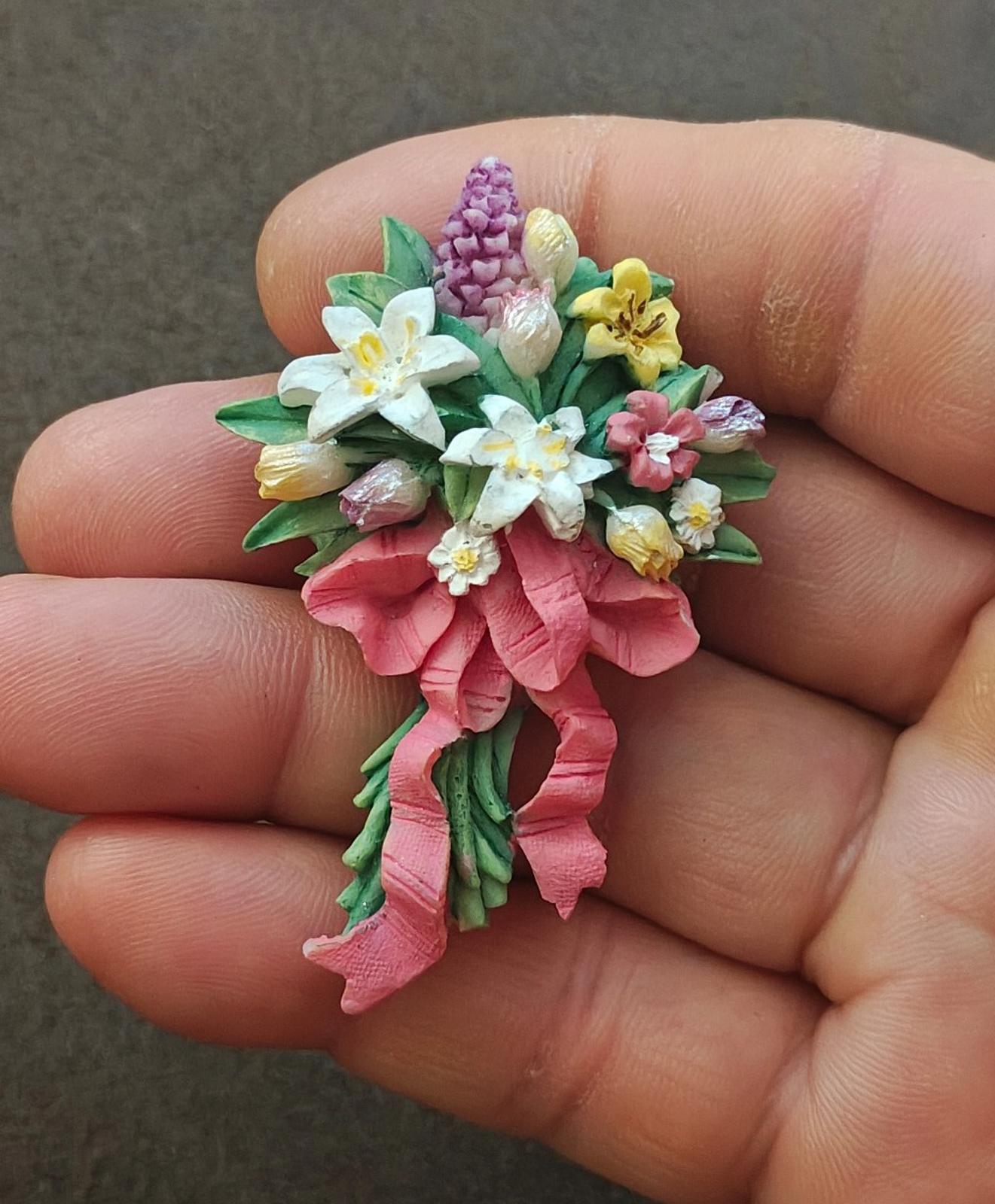1980s Flower Bouquet Resin Brooch  Featuring Colorful Flowers & a Pink Ribbon