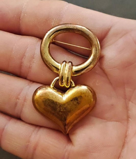 1980s Gold Tone With Dangling Puffy Heart Charm Brooch.