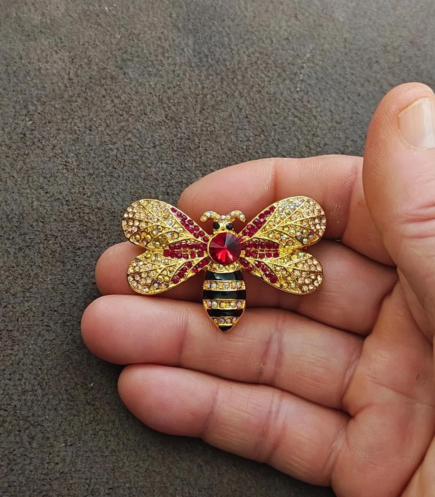 Vintage Bumblebee Style Gold Tone With Sparkling Iridescent and Red Rhinestones Brooch Pin
