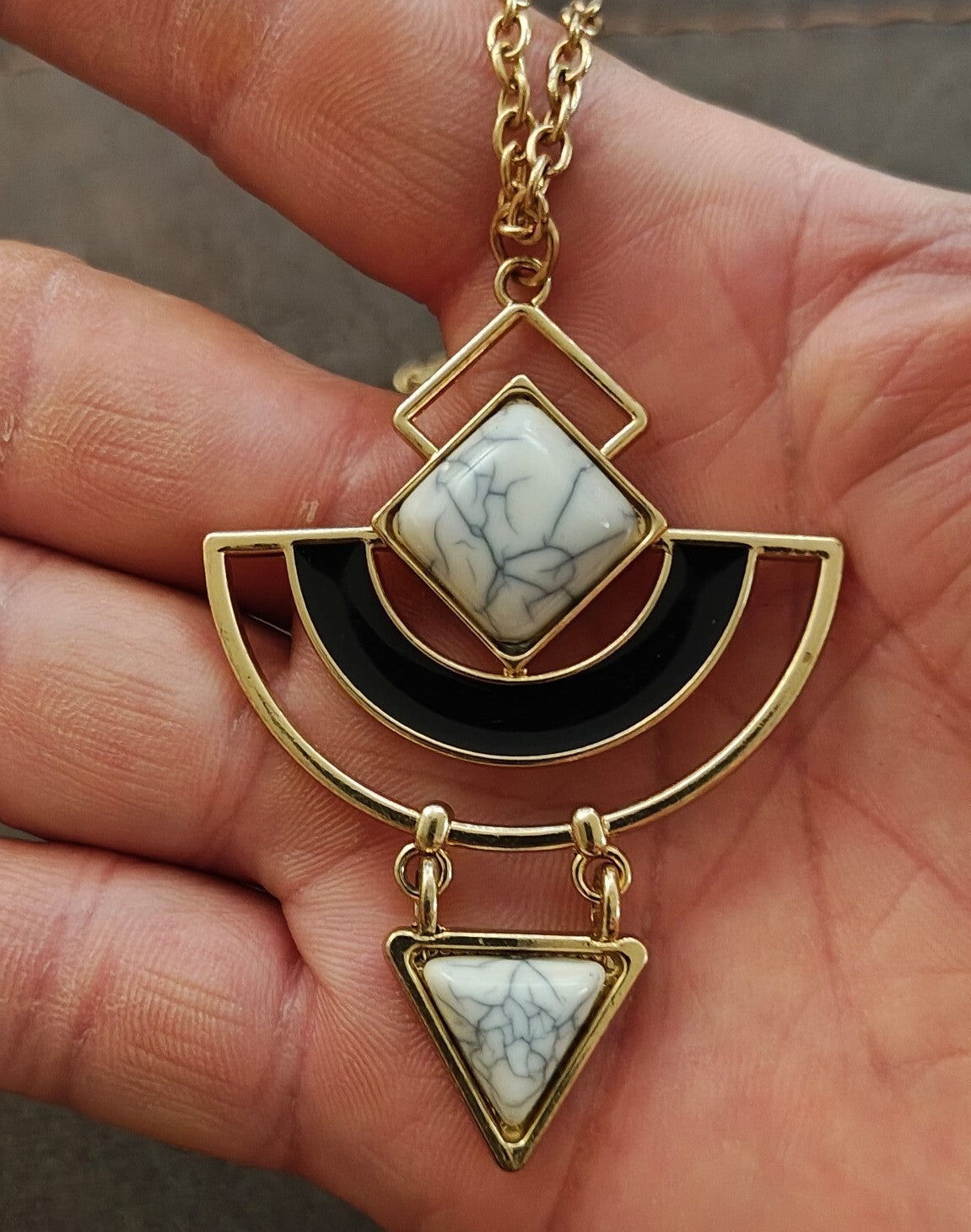 Modern Geometric Abstract Gemmed Gold Tone Pendant Necklace