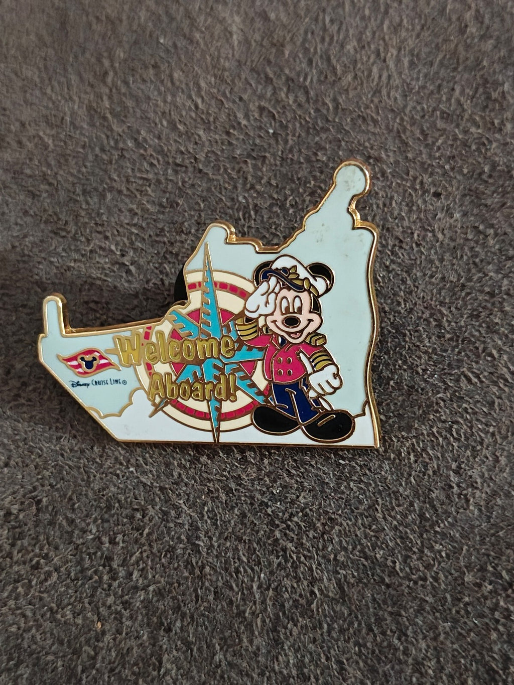 2008 Disney Cruise Line Gold Tone Enamel Pin Featuring Captain Mickey Mouse