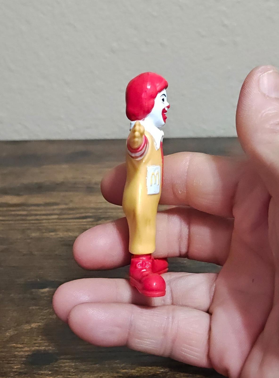 1995 Ronald McDonald Happy Meal Toy PVC Figurine