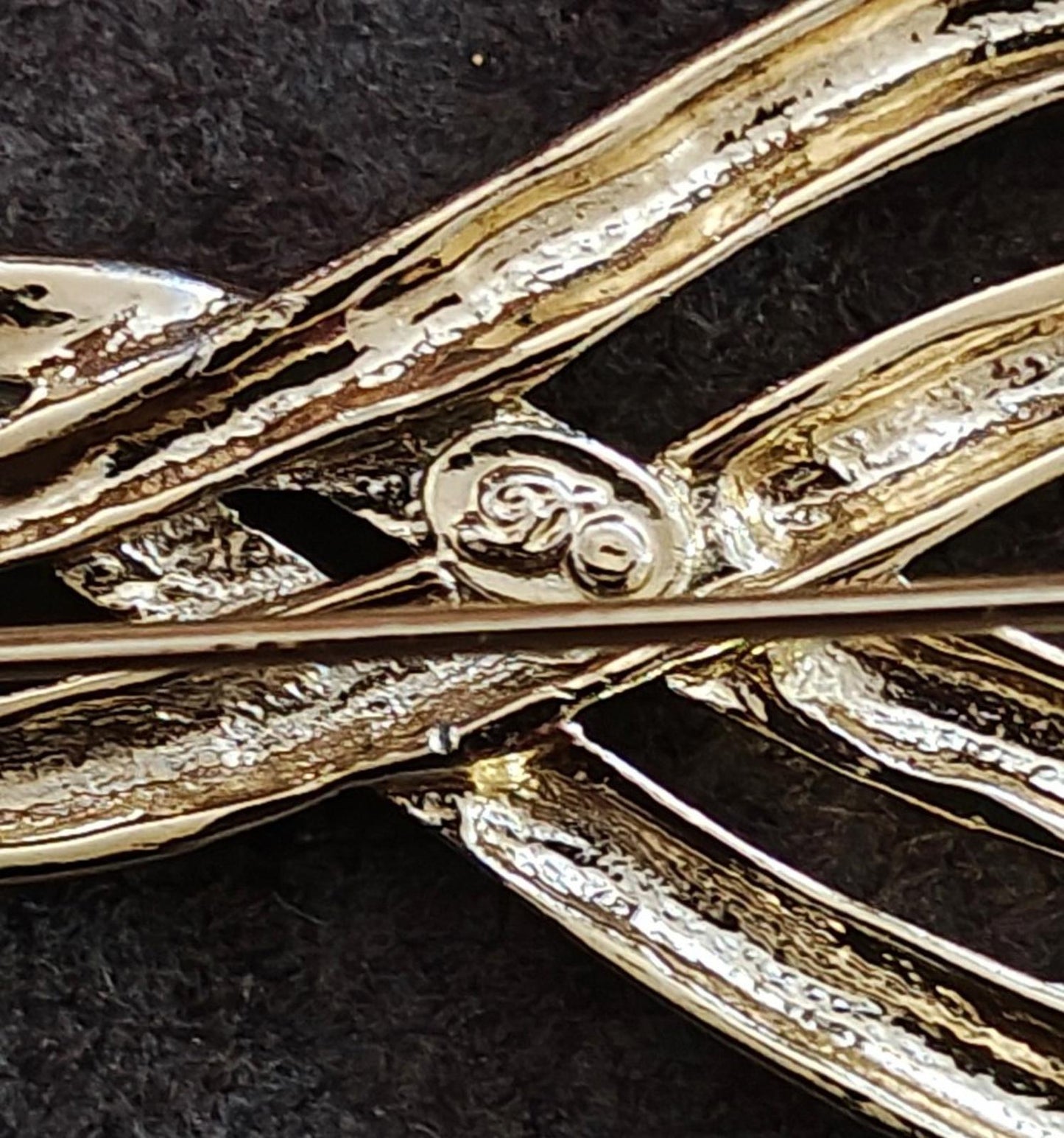 1980s Danecraft Gold Tone Abstract Modernist Brooch