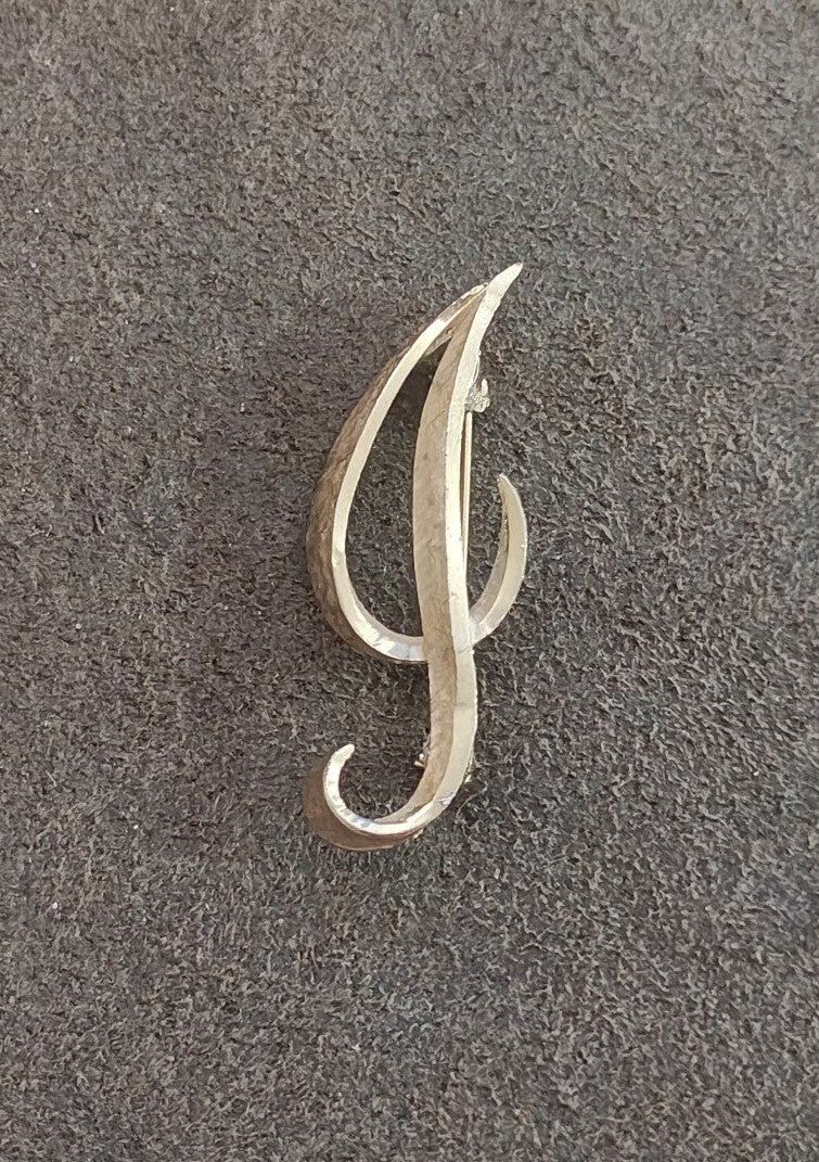 1960/70s Mamselle Gold Tone Monogram Initial J Brooch Pin
