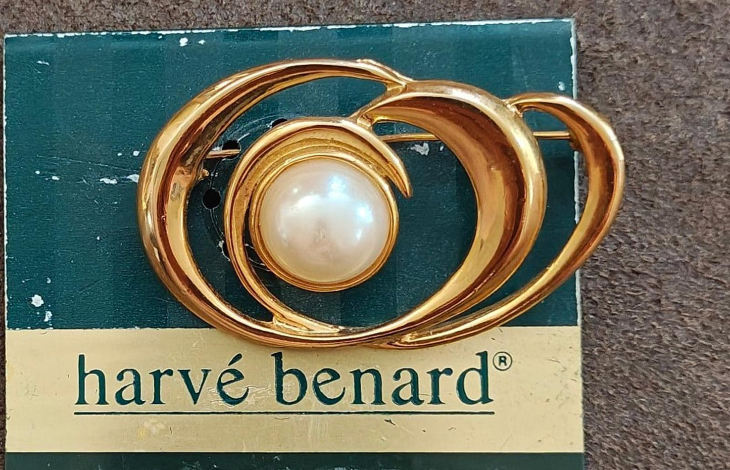 1980s Swirl With Faux Pearl From Harve' Bernard Gold Tone Brooch