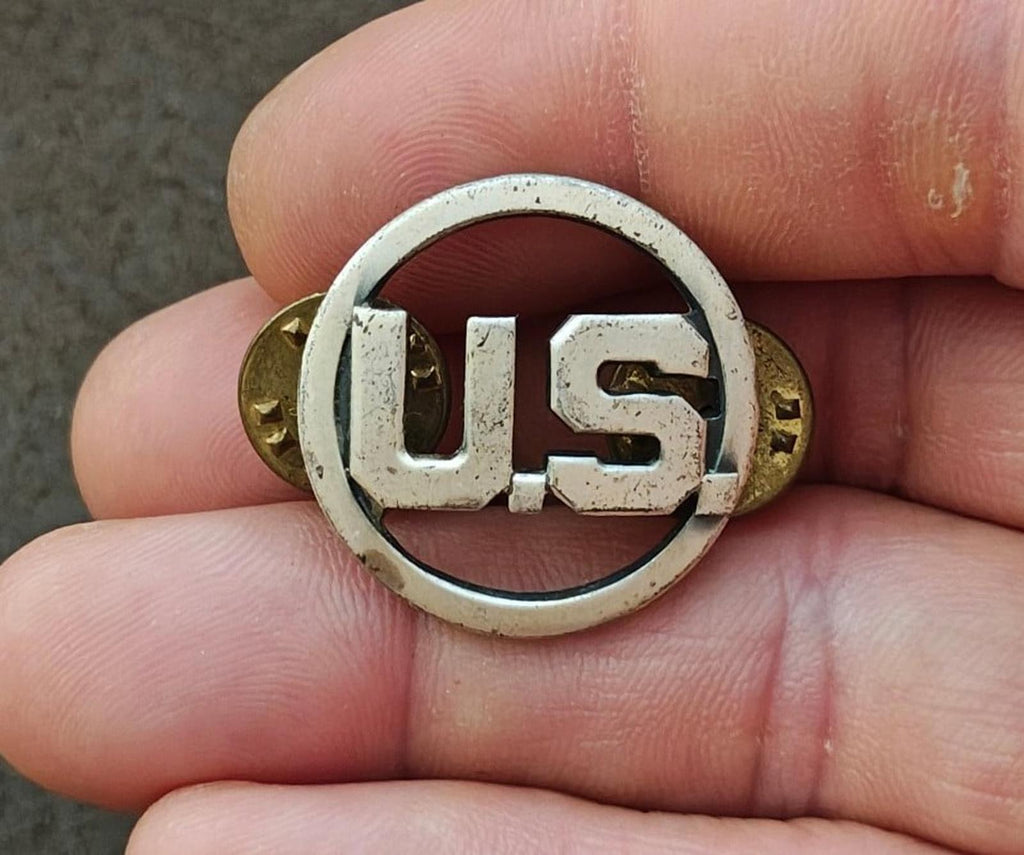 1940s World War 2 US Military Silver Tone Metal U.S. Initials Pin.