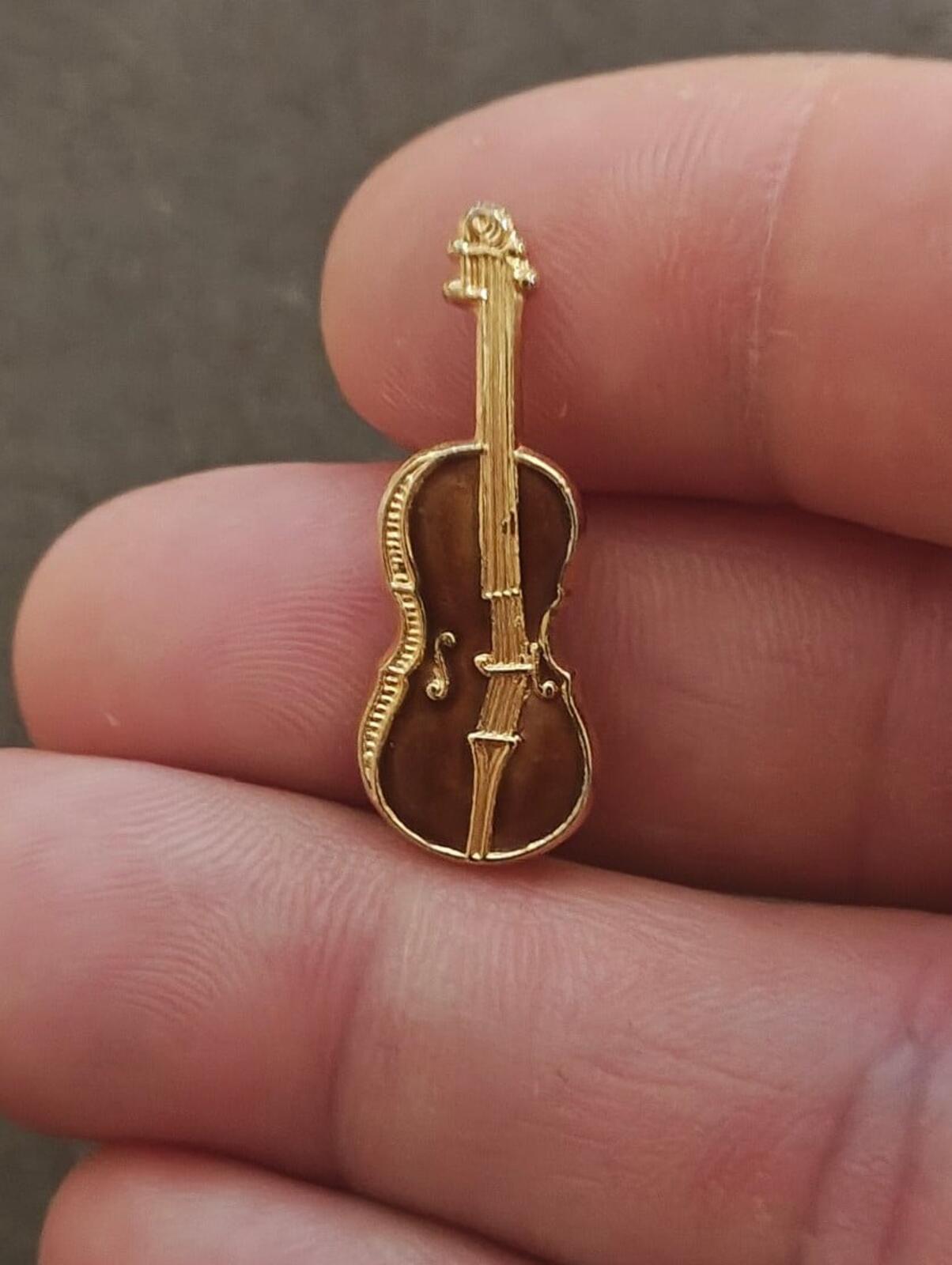 1980s Gold Tone Violin With Brown Enamel Finish Inlay On The Body Brooch