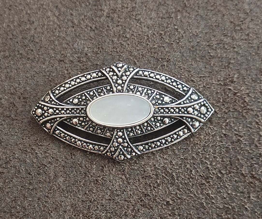 1980s Art Deco Style Marcasite & Mother of Pearl Silver Tone Brooch Pin