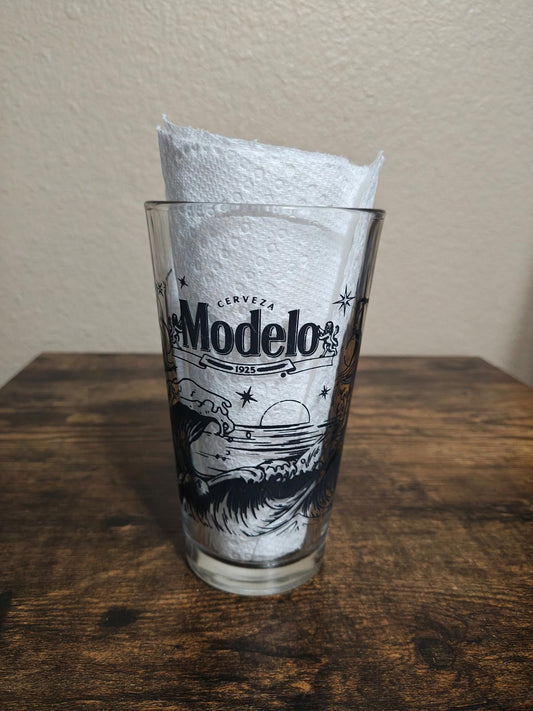 Modelo Especial Rare Limited Edition Graffiti Art Las Vegas Raiders Pint Glass.