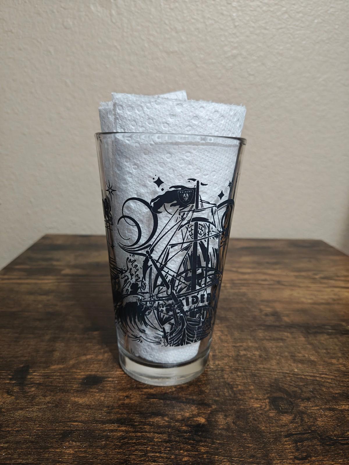 Modelo Especial Rare Limited Edition Graffiti Art Las Vegas Raiders Pint Glass.