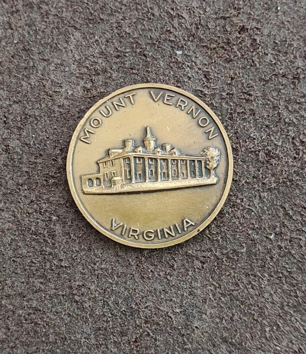Gold Mount Vernon commemorative bronze token, building with Mount Vernon and Virginia text