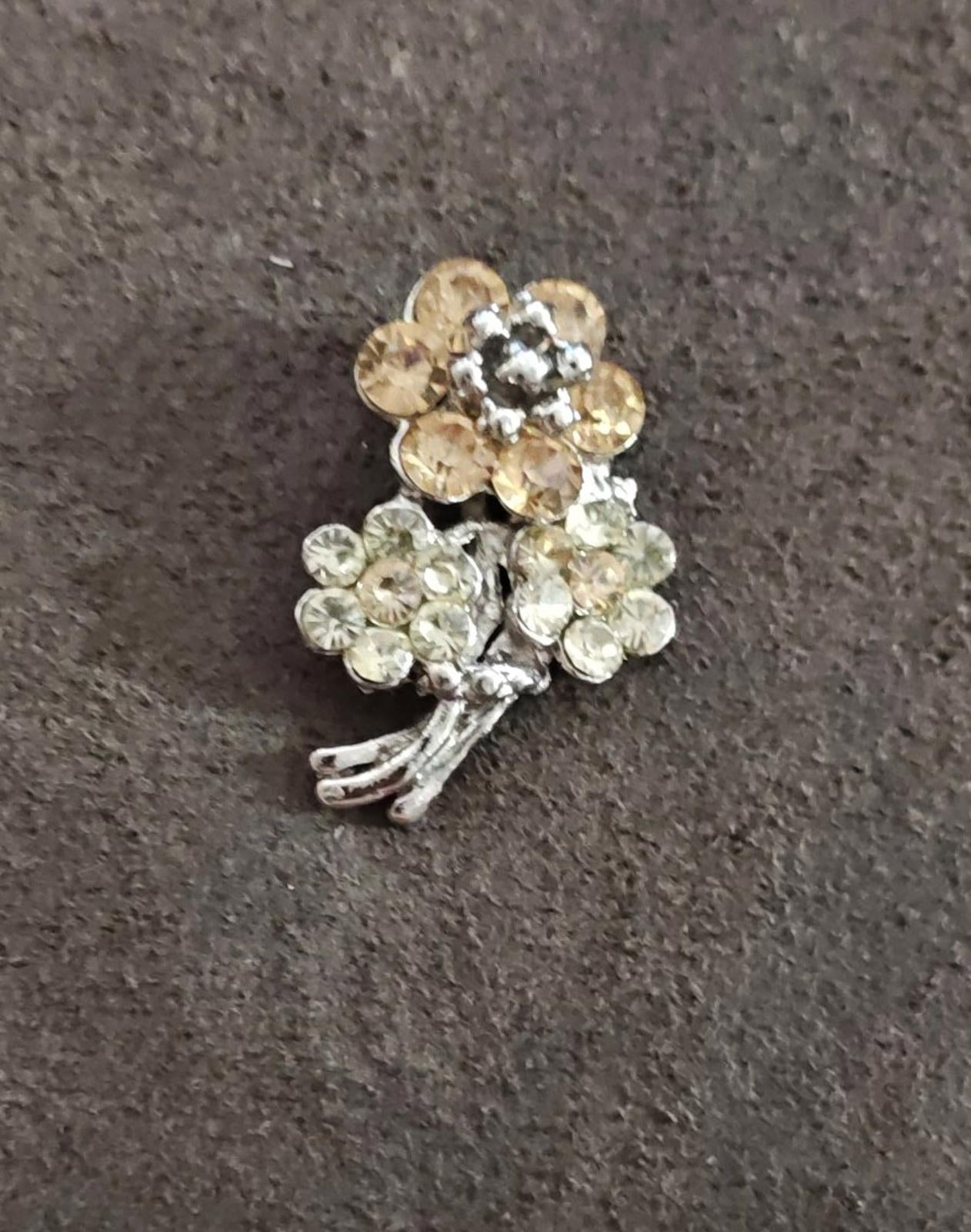 1960s Vintage Silver Tone With Rhinestones Flower Bouquet Brooch