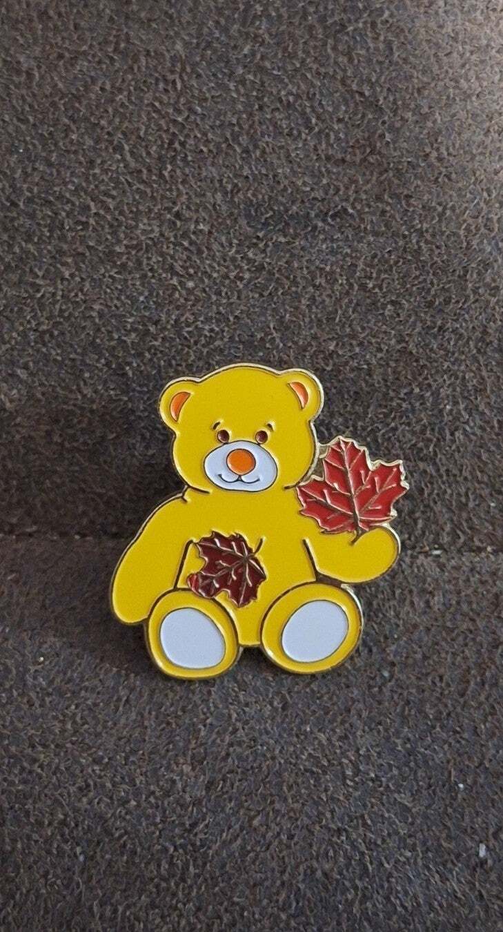 2007 Build - A - Bear Lapel Pin