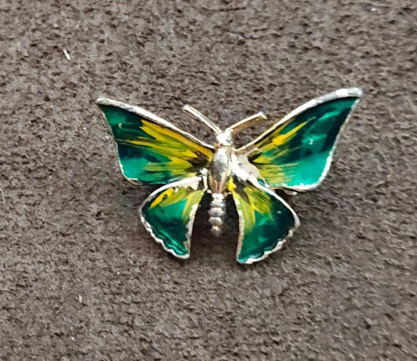 1980s Gold Tone Yellow and Green Enamel Brooch.