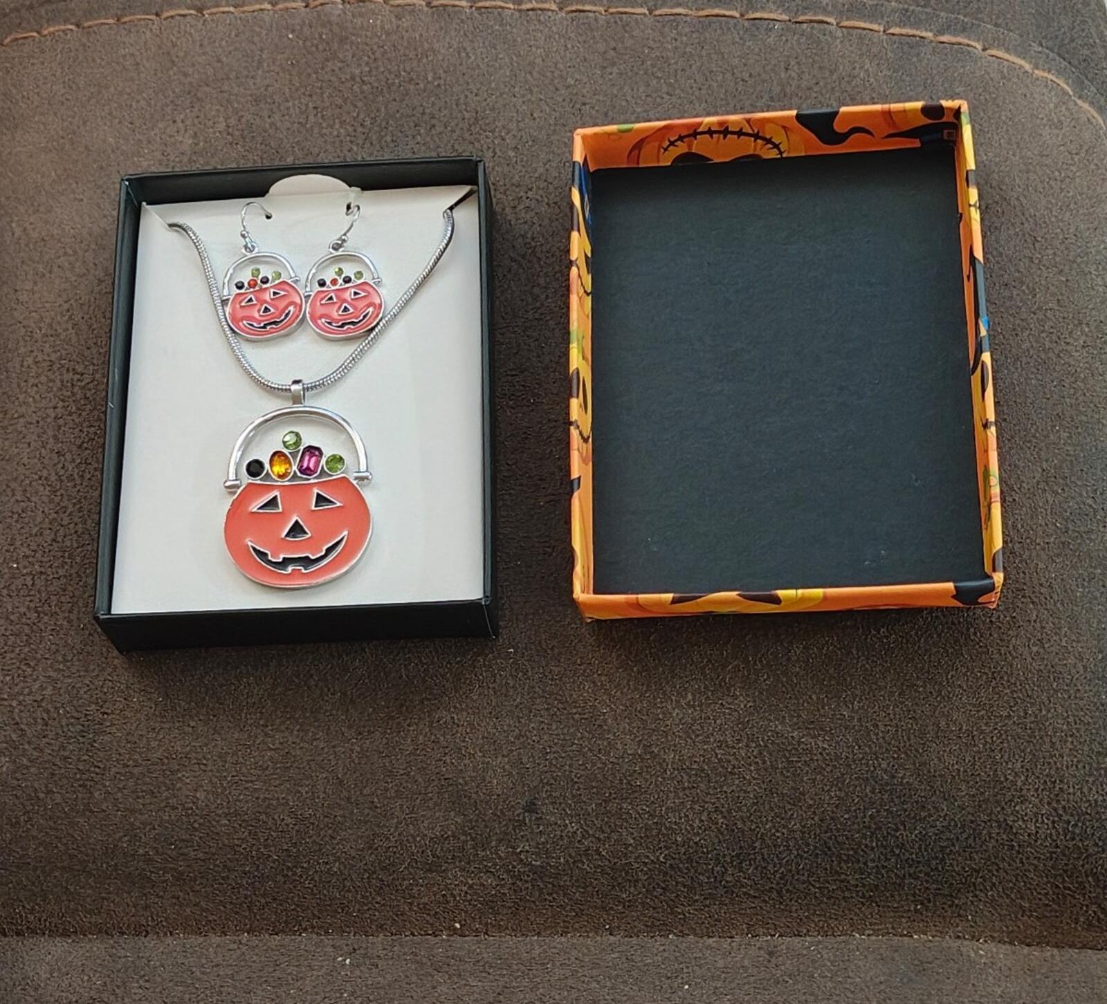 3 Pc Silver Tone Set Of Halloween Orange Jack-o-Lantern Earrings n Necklace