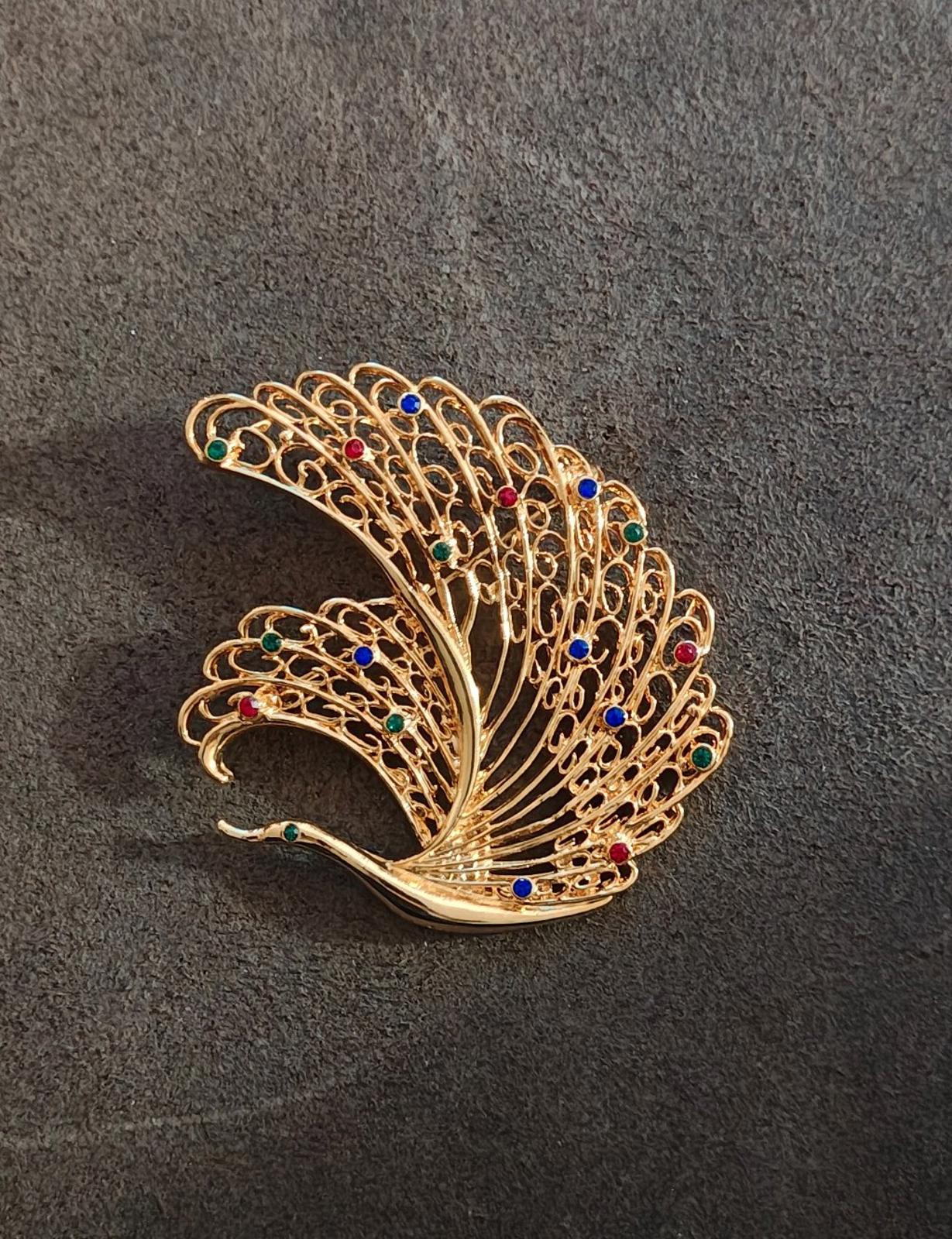1990's Vintage Large Peacock/Swan Gold Tone Red Blue Green Crystals Brooch Pin