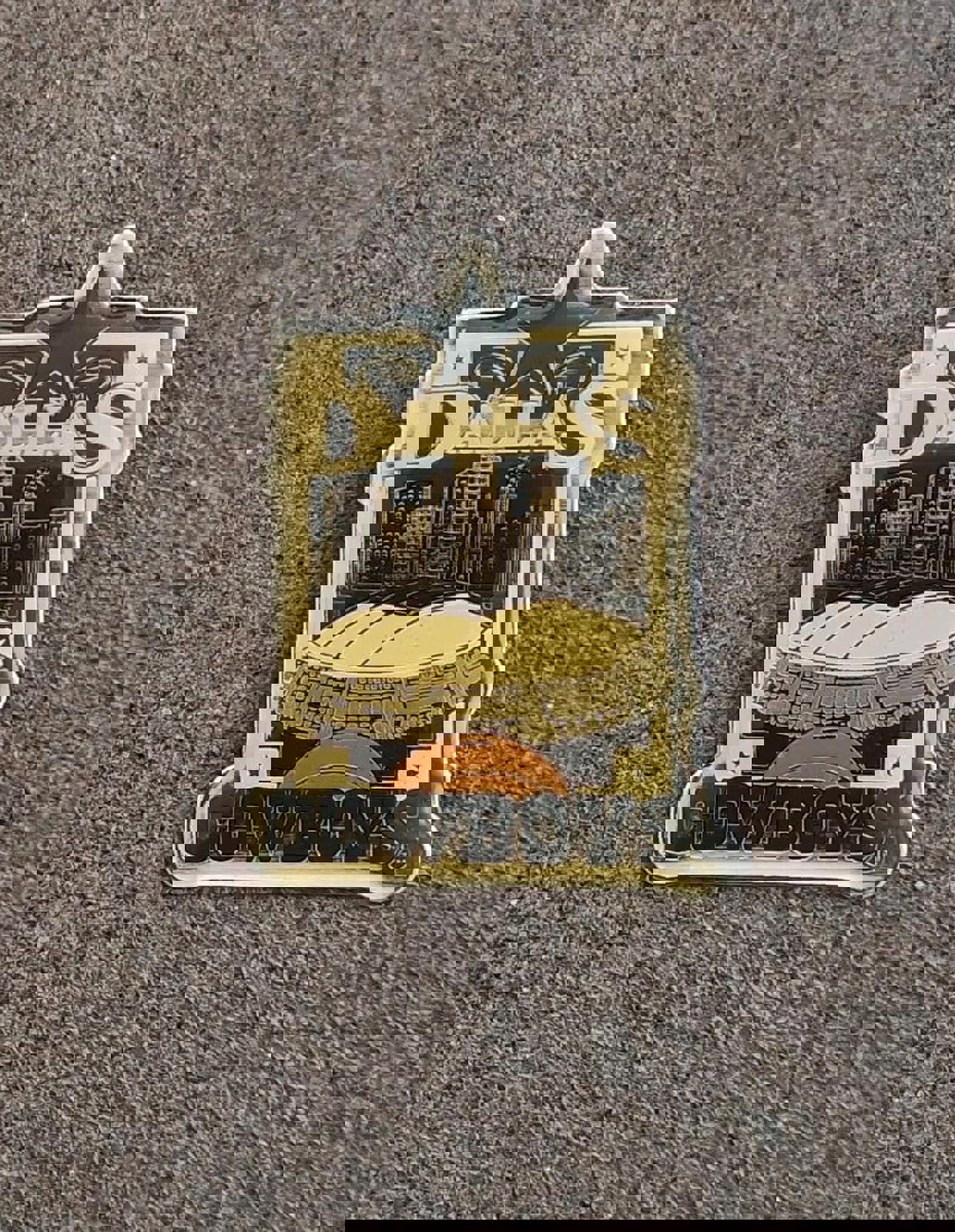 1990's Dallas Cowboys Gold Tone Enamel Pin