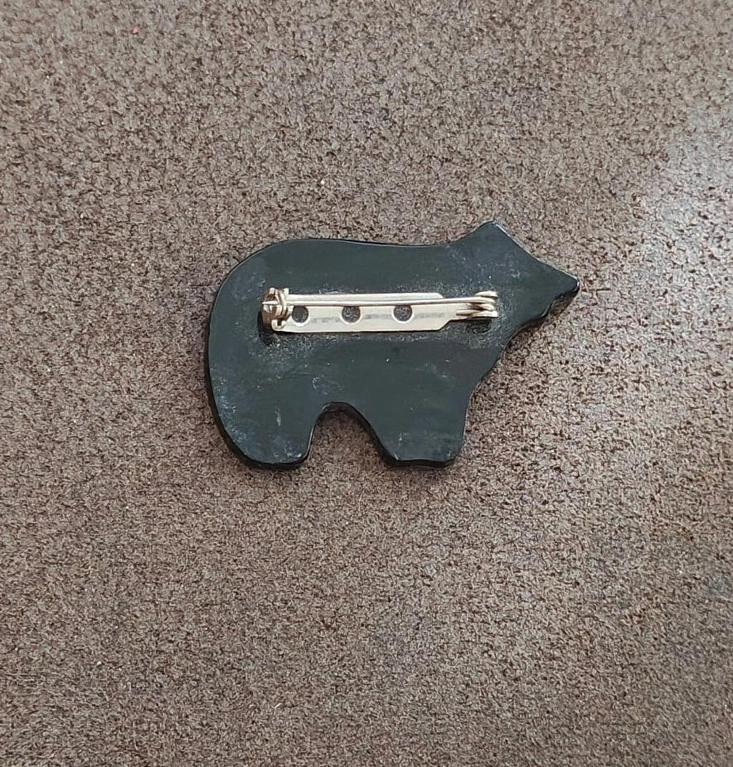 1990s Native American Zuni Style Mother of Pearl and Abalone Shell Bear Brooch