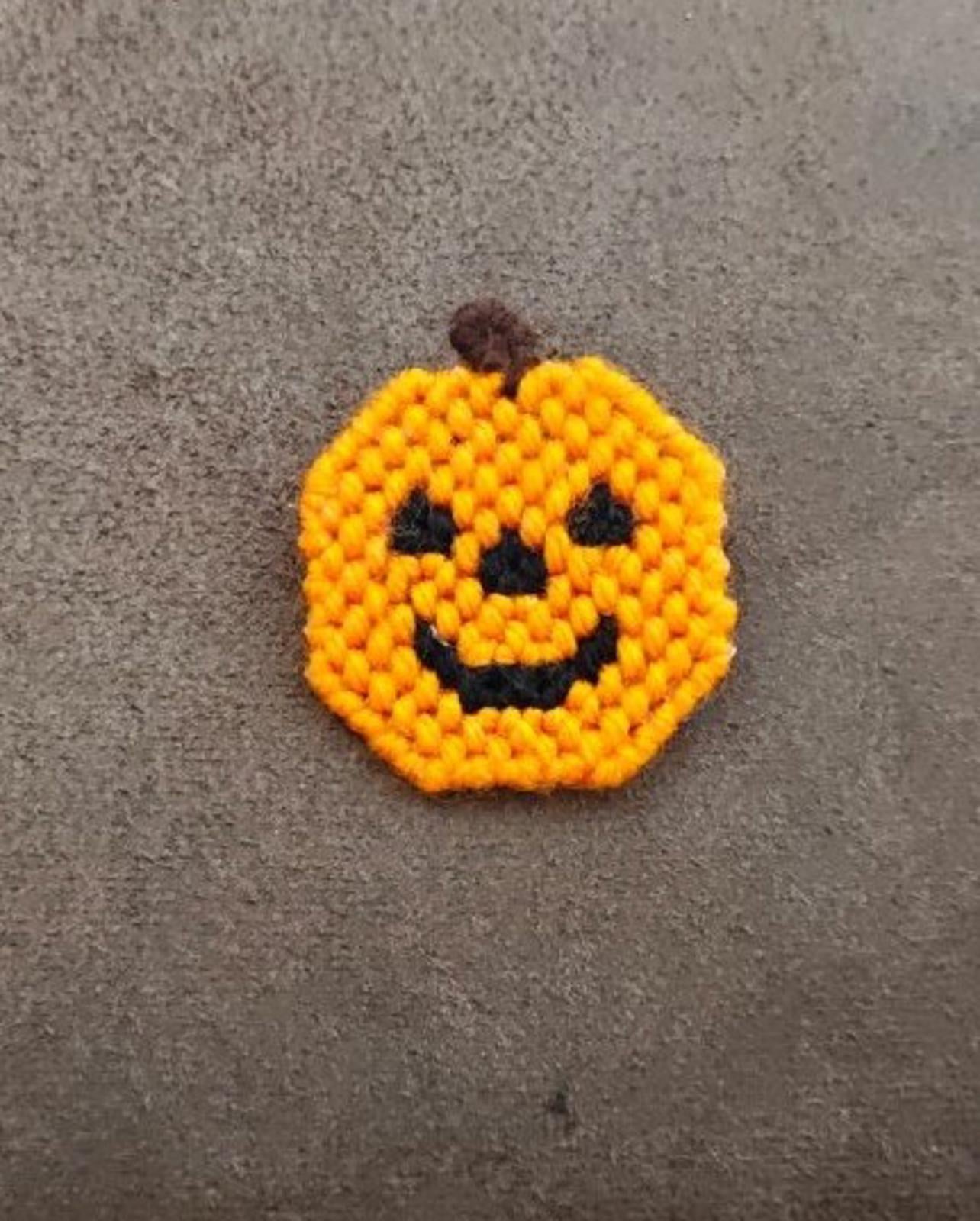 1980s Handcrafted Jack o' Lantern Brooch