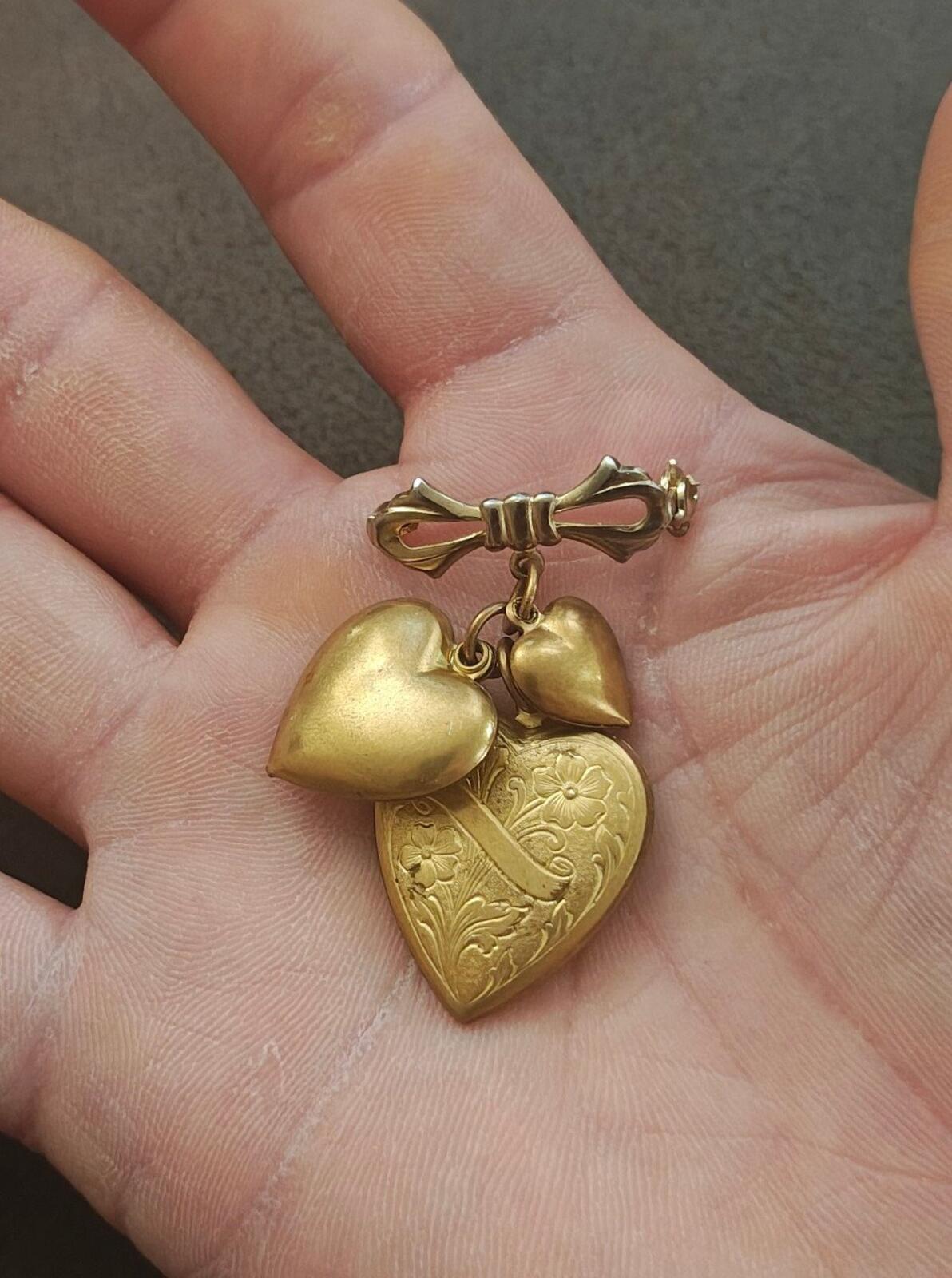 1980s Gold Tone Three Heart With Bow Dangle Brooch