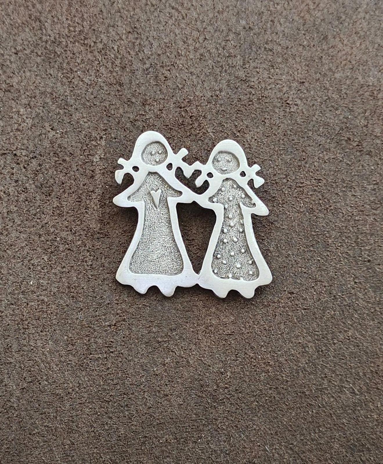 1990s Cynthia Webb "Kindred Spirits" Two Girls Holding Hands Pewter Pin